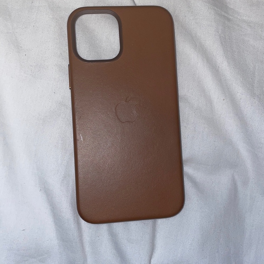 iPhone 12 Pro leather mag safe case